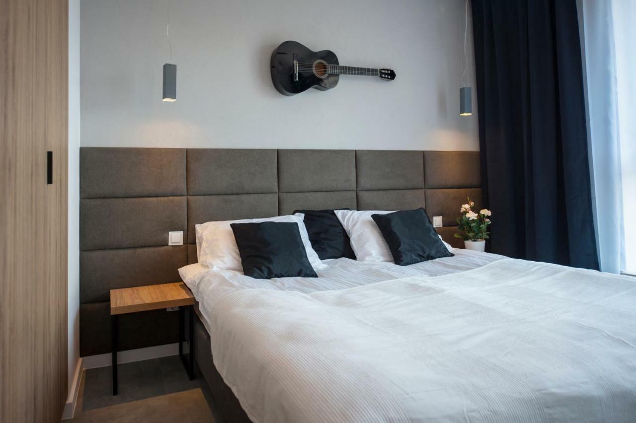 Unique 3City Apartments - Grey Apartment Danzica Esterno foto